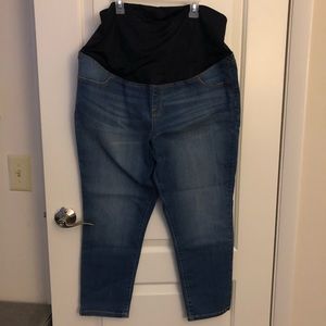 Maternity Capri jeans